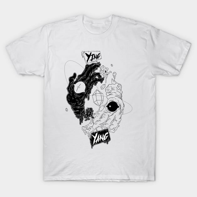 ying yang T-Shirt by cesarmora456